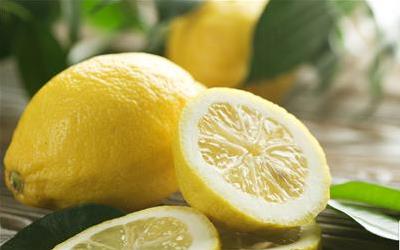 柠檬蜂蜜水可以减肥吗？