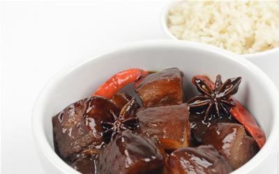 红烧肉炖藕的做法大全家常 2008广西唐妹亚科普文章