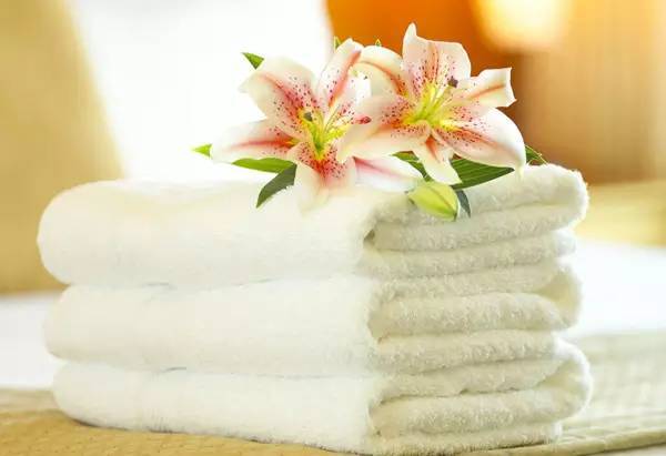 浴室毛巾怎么保持干燥 2001泰安市姜苑红科普文章