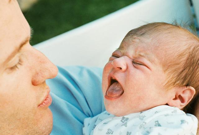  宝宝呼吸困难正常吗？ 